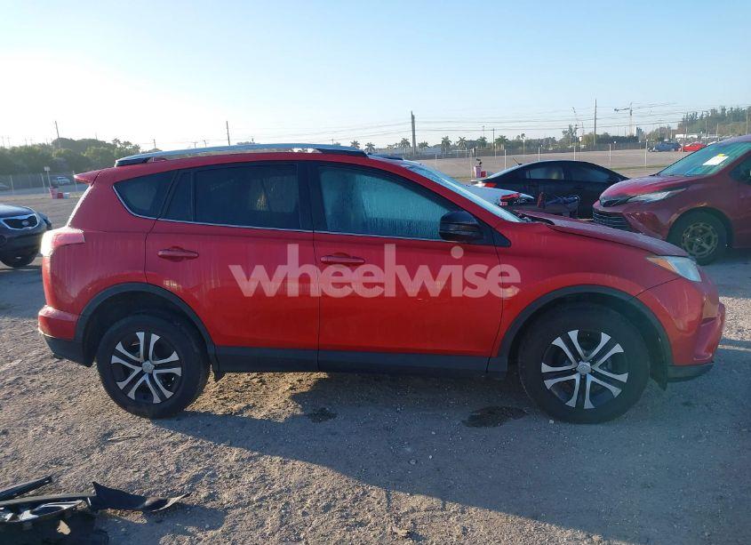 Photo 14 of 2016 Toyota Rav4 LE (VIN 2T3BFREV9GW517707)