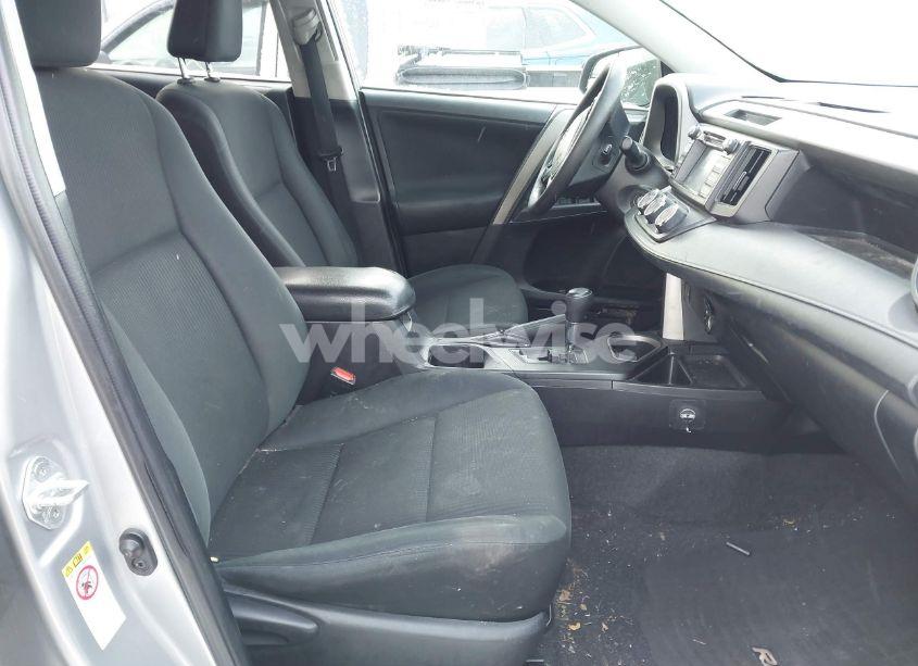 Photo 5 of 2017 Toyota Rav4 LE (VIN 2T3BFREV9HW550630)