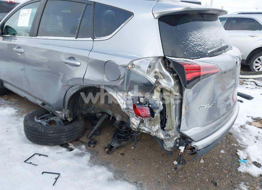 Photo 6 of 2017 Toyota Rav4 LE (VIN 2T3BFREV9HW550630)