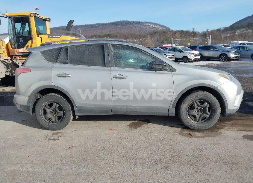 Photo 13 of 2017 Toyota Rav4 LE (VIN 2T3BFREV9HW553298)