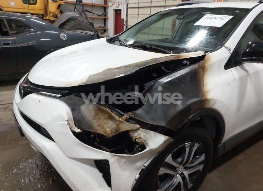 Photo 6 of 2017 Toyota Rav4 LE (VIN 2T3BFREV9HW591243)