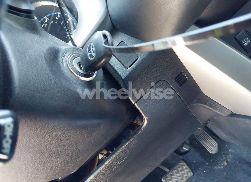 Photo 11 of 2018 Toyota Rav4 LE (VIN 2T3BFREV9JW695995)