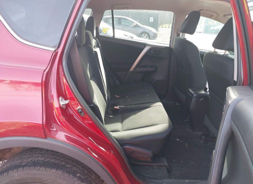 Photo 8 of 2018 Toyota Rav4 LE (VIN 2T3BFREV9JW729272)