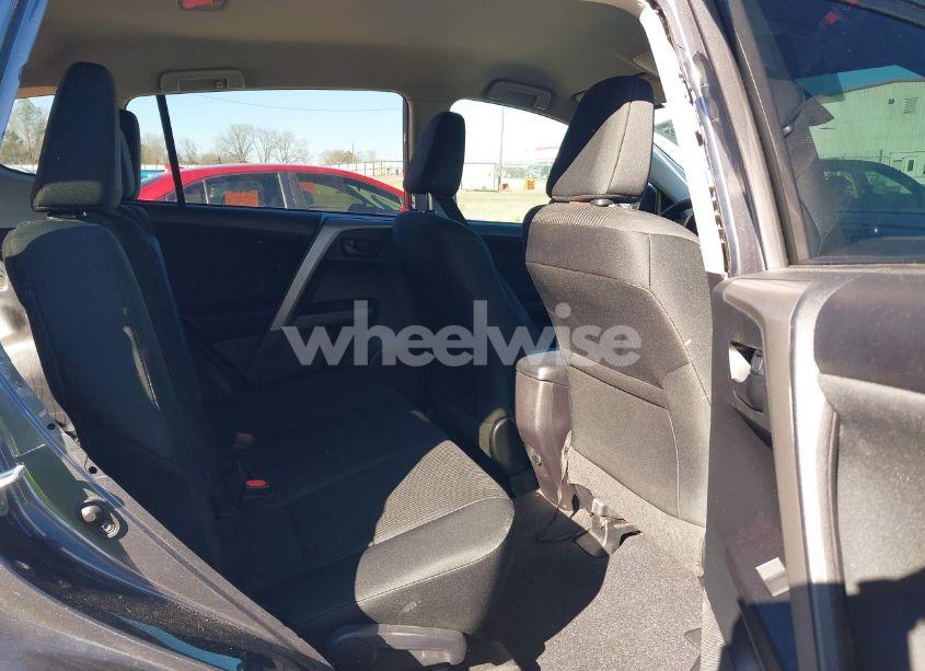 Photo 8 of 2018 Toyota Rav4 LE (VIN 2T3BFREV9JW762742)