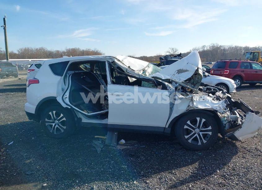 Photo 13 of 2018 Toyota Rav4 LE (VIN 2T3BFREV9JW846981)