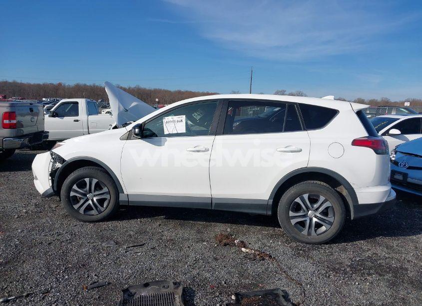 Photo 14 of 2018 Toyota Rav4 LE (VIN 2T3BFREV9JW846981)