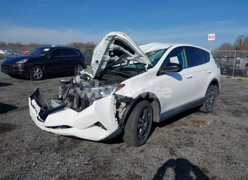 Photo 6 of 2018 Toyota Rav4 LE (VIN 2T3BFREV9JW846981)