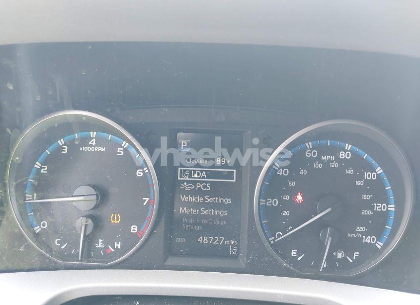 Photo 7 of 2018 Toyota Rav4 LE (VIN 2T3BFREV9JW854823)