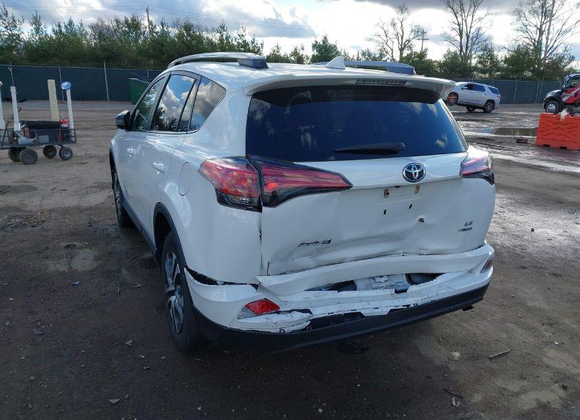 Photo 3 of 2018 Toyota Rav4 LE (VIN 2T3BFREV9JW856927)