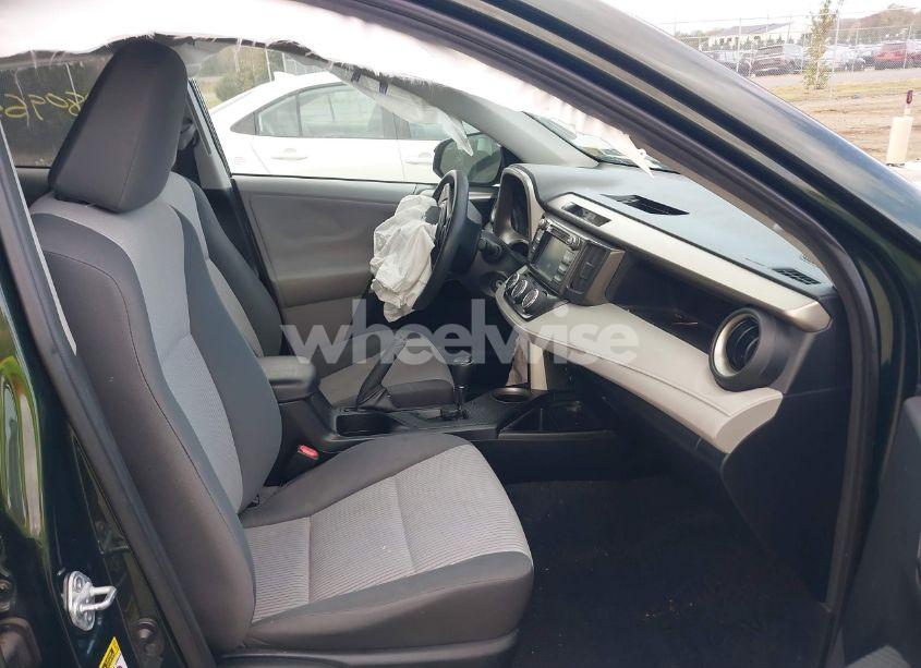 Photo 5 of 2013 Toyota Rav4 LE (VIN 2T3BFREVXDW043066)