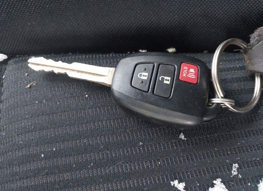 Photo 11 of 2014 Toyota Rav4 LE (VIN 2T3BFREVXEW224928)