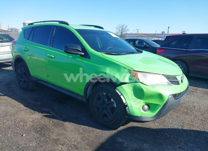 2015 Toyota Rav4 LE (VIN 2T3BFREVXFW252987) main photo