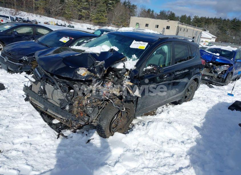 Photo 2 of 2015 Toyota Rav4 LE (VIN 2T3BFREVXFW273631)