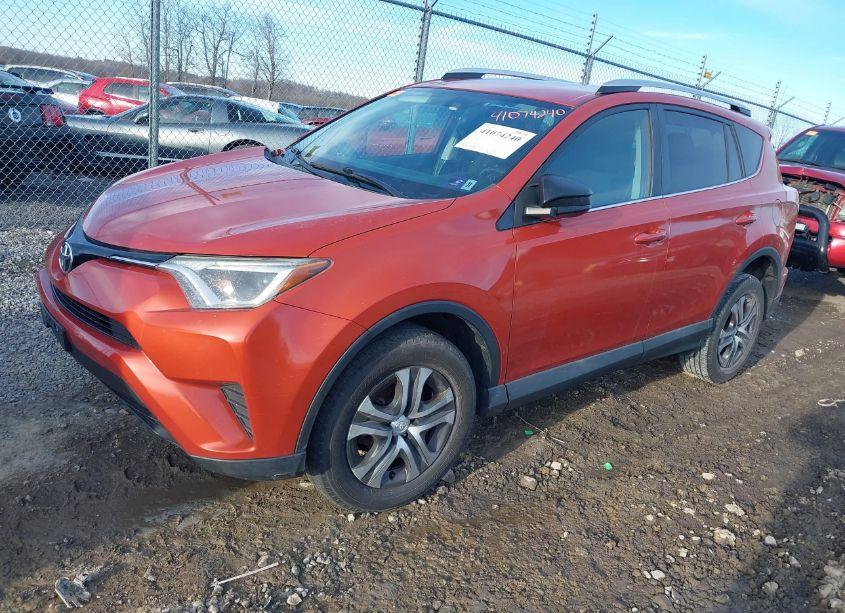 Photo 2 of 2016 Toyota Rav4 LE (VIN 2T3BFREVXGW439292)