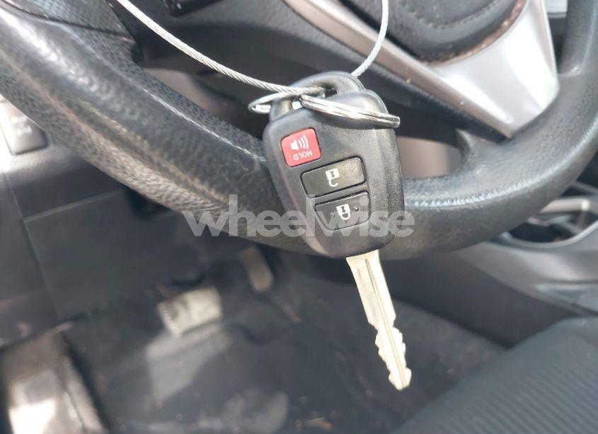 Photo 11 of 2016 Toyota Rav4 LE (VIN 2T3BFREVXGW446551)