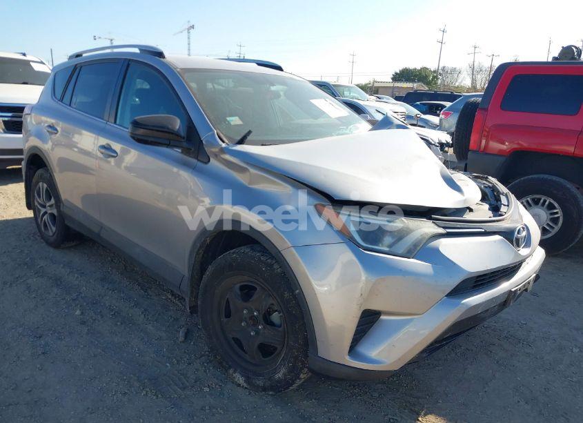 2016 Toyota Rav4 LE (VIN 2T3BFREVXGW451572) main photo