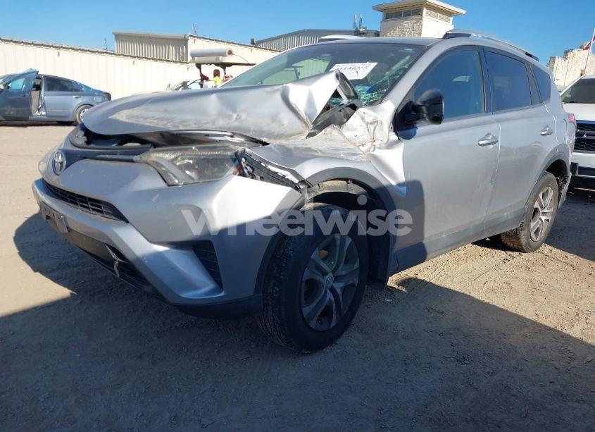 Photo 2 of 2016 Toyota Rav4 LE (VIN 2T3BFREVXGW451572)