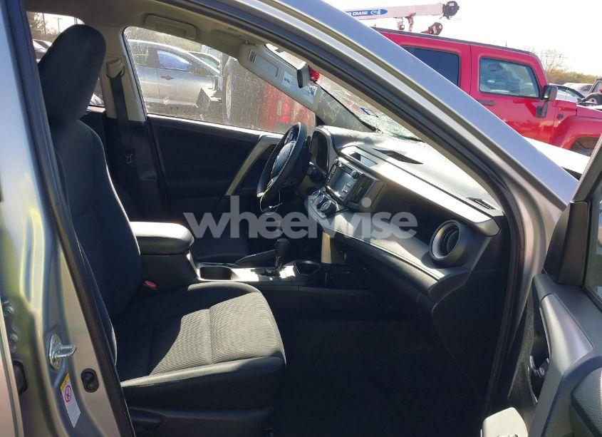 Photo 5 of 2016 Toyota Rav4 LE (VIN 2T3BFREVXGW451572)