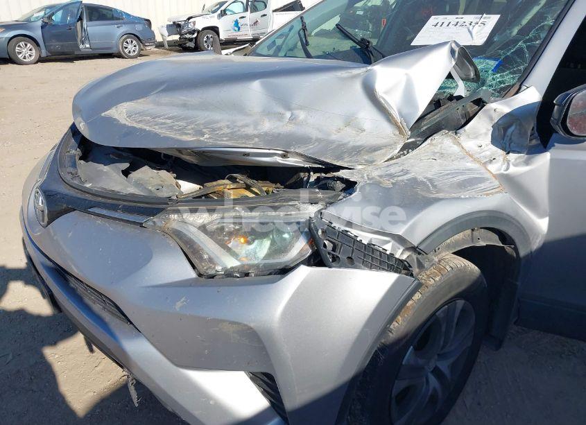 Photo 6 of 2016 Toyota Rav4 LE (VIN 2T3BFREVXGW451572)