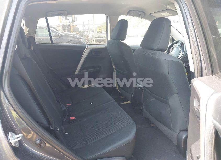 Photo 8 of 2016 Toyota Rav4 LE (VIN 2T3BFREVXGW471790)