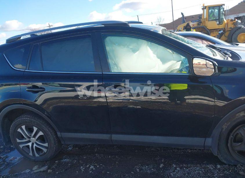 Photo 13 of 2017 Toyota Rav4 LE (VIN 2T3BFREVXHW606932)