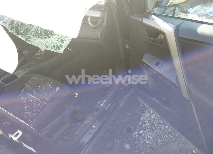 Photo 5 of 2017 Toyota Rav4 LE (VIN 2T3BFREVXHW606932)