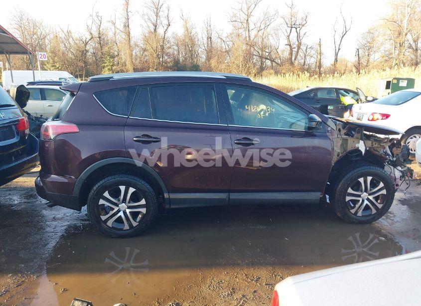 Photo 14 of 2017 Toyota Rav4 LE (VIN 2T3BFREVXHW632382)