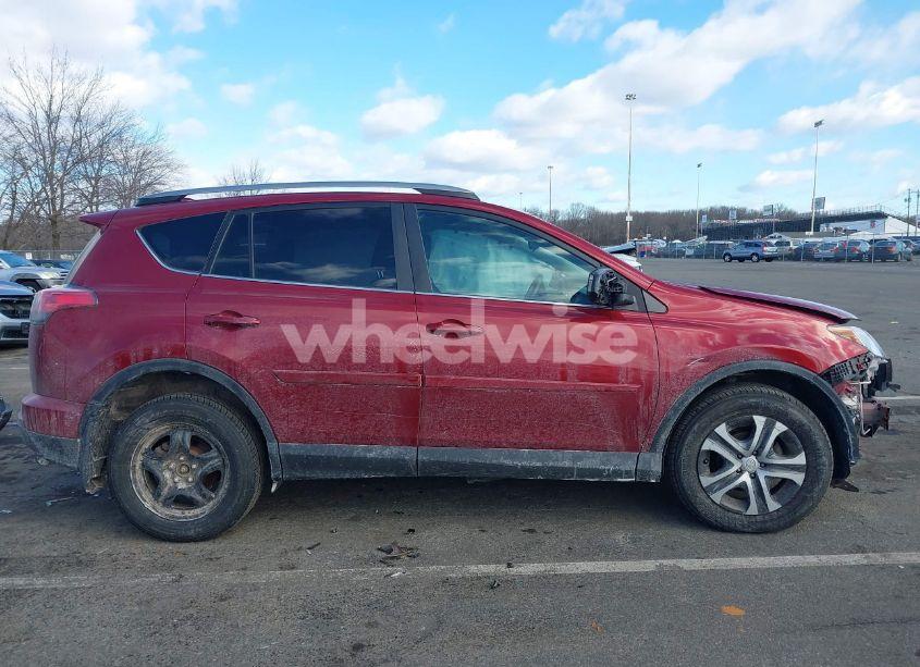 Photo 14 of 2018 Toyota Rav4 LE (VIN 2T3BFREVXJW755637)