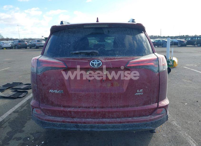 Photo 17 of 2018 Toyota Rav4 LE (VIN 2T3BFREVXJW755637)