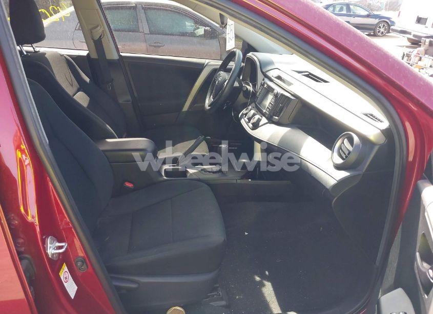 Photo 5 of 2018 Toyota Rav4 LE (VIN 2T3BFREVXJW767609)