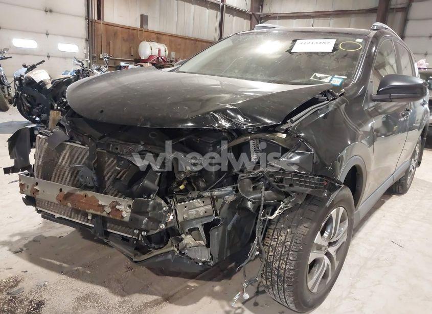 Photo 6 of 2018 Toyota Rav4 LE (VIN 2T3BFREVXJW780179)