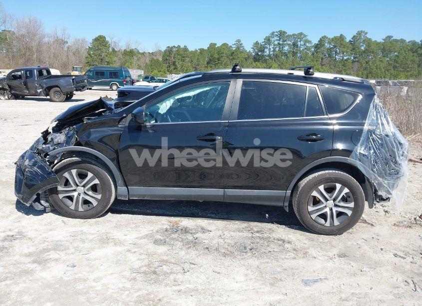 Photo 14 of 2018 Toyota Rav4 LE (VIN 2T3BFREVXJW805128)