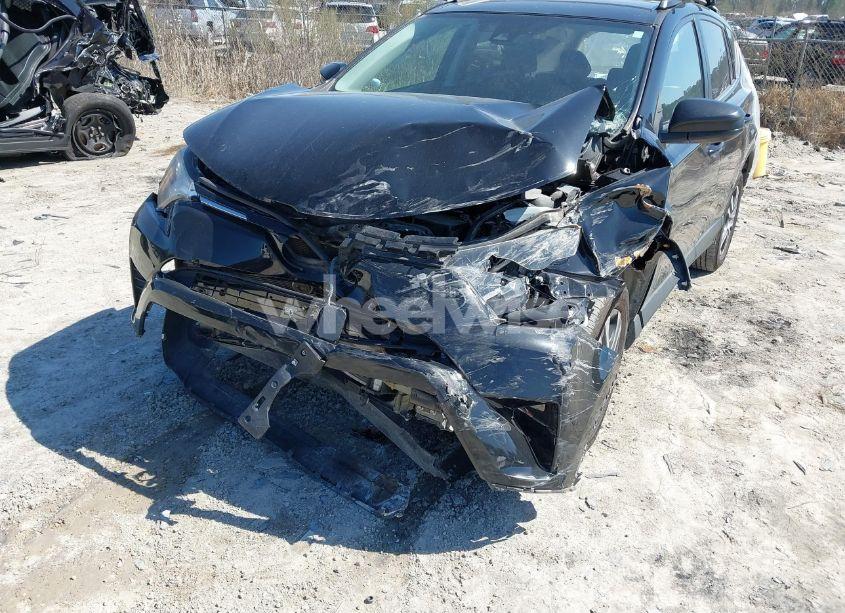 Photo 6 of 2018 Toyota Rav4 LE (VIN 2T3BFREVXJW805128)