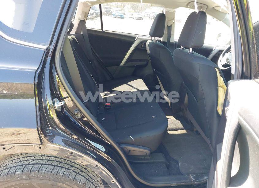 Photo 8 of 2018 Toyota Rav4 LE (VIN 2T3BFREVXJW805128)