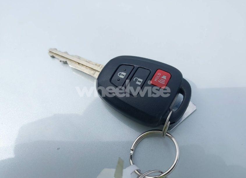 Photo 11 of 2018 Toyota Rav4 LE (VIN 2T3BFREVXJW833320)