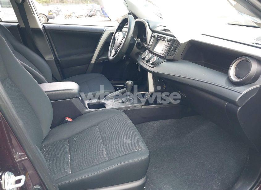 Photo 5 of 2018 Toyota Rav4 LE (VIN 2T3BFREVXJW833320)