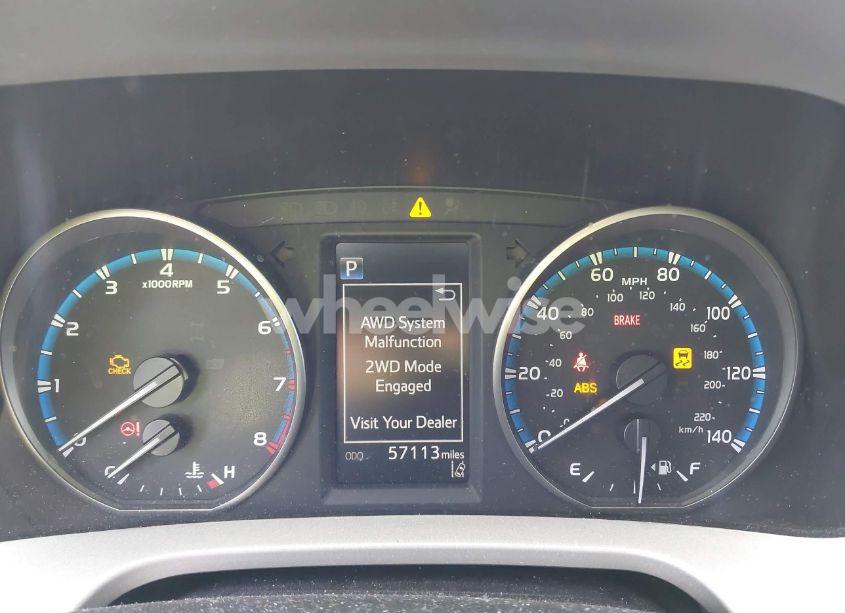 Photo 7 of 2018 Toyota Rav4 LE (VIN 2T3BFREVXJW852515)