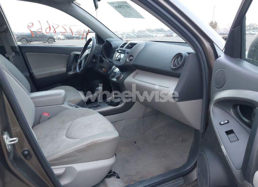 Photo 5 of 2009 Toyota Rav4 BASE V6 (VIN 2T3BK33V59W010527)