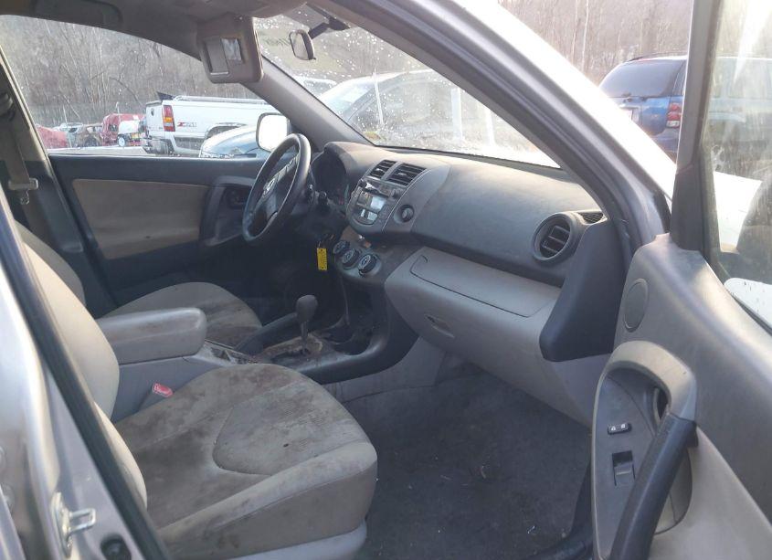 Photo 5 of 2010 Toyota Rav4 BASE V6 (VIN 2T3BK4DV8AW021031)