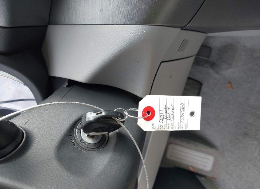 Photo 11 of 2011 Toyota Rav4 BASE V6 (VIN 2T3BK4DV8BW038560)