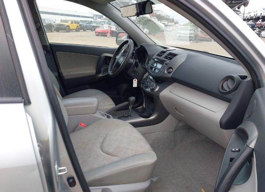 Photo 5 of 2011 Toyota Rav4 BASE V6 (VIN 2T3BK4DV8BW038560)