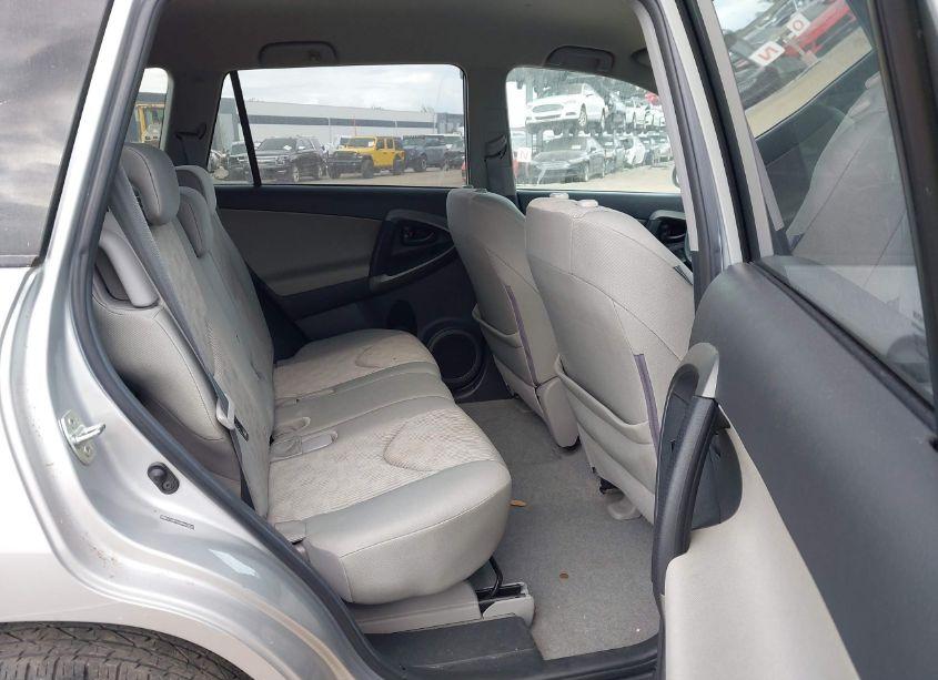 Photo 8 of 2011 Toyota Rav4 BASE V6 (VIN 2T3BK4DV8BW038560)