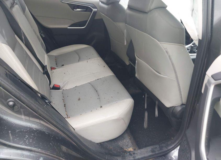 Photo 8 of 2020 Toyota Rav4 XLE PREMIUM (VIN 2T3C1RFV0LC054742)