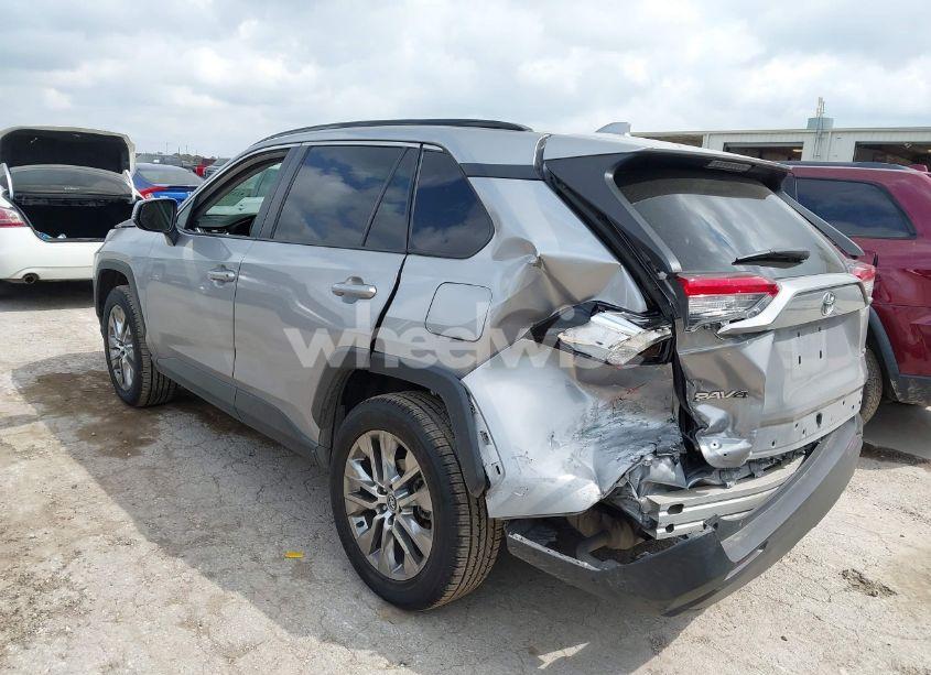 Photo 3 of 2020 Toyota Rav4 XLE PREMIUM (VIN 2T3C1RFV0LW082121)