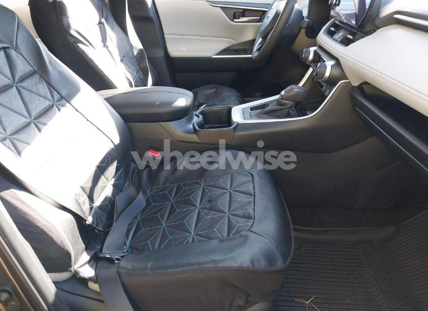 Photo 5 of 2023 Toyota Rav4 XLE PREMIUM (VIN 2T3C1RFV0PC243428)