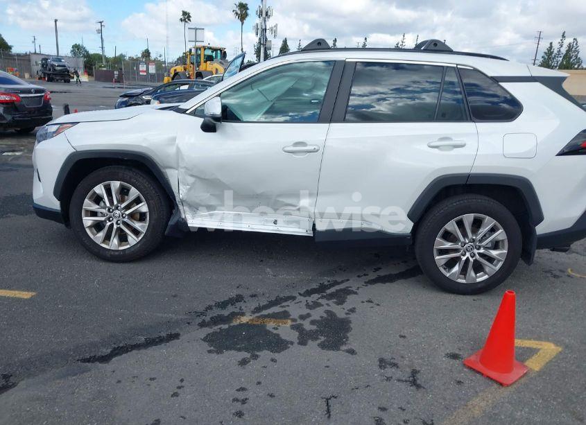 Photo 14 of 2023 Toyota Rav4 XLE PREMIUM (VIN 2T3C1RFV0PW280347)