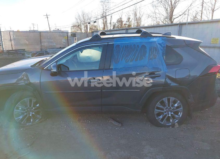 Photo 14 of 2024 Toyota Rav4 XLE PREMIUM (VIN 2T3C1RFV0RC284001)
