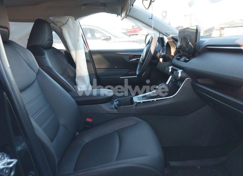 Photo 5 of 2024 Toyota Rav4 XLE PREMIUM (VIN 2T3C1RFV0RC284001)