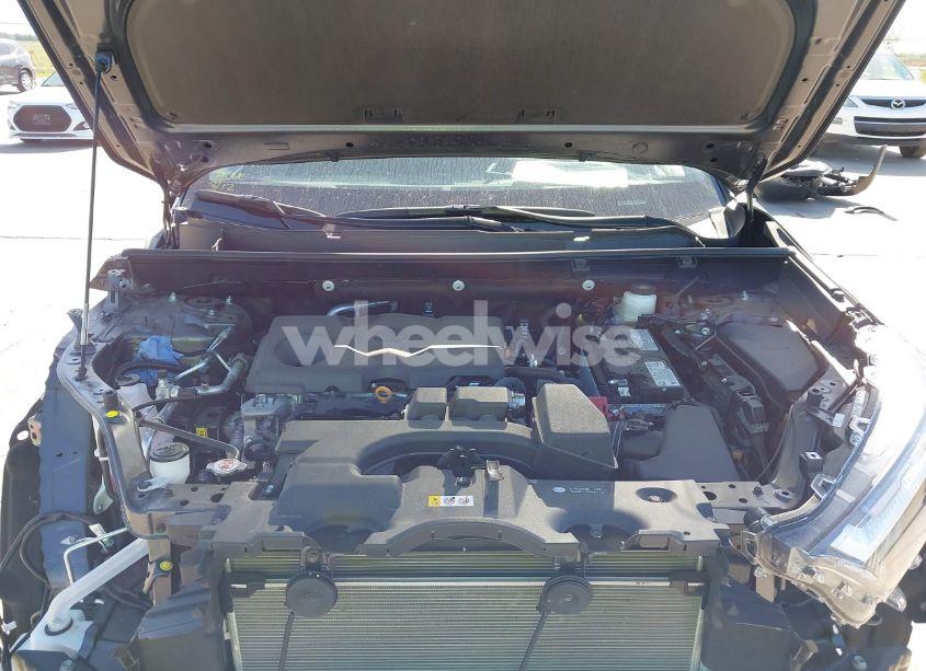 Photo 10 of 2024 Toyota Rav4 XLE PREMIUM (VIN 2T3C1RFV0RW342137)