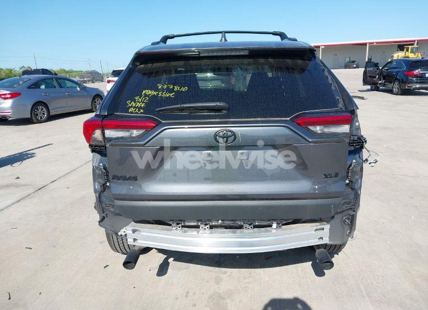 Photo 16 of 2024 Toyota Rav4 XLE PREMIUM (VIN 2T3C1RFV0RW342137)